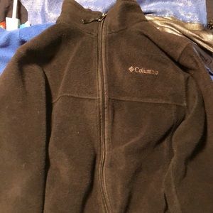 Youth 18/20 Black Columbia sweater